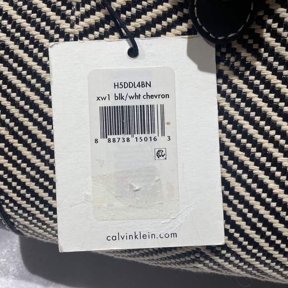 Calvin Klein black white chevron handbag NWT - Picture 10 of 11